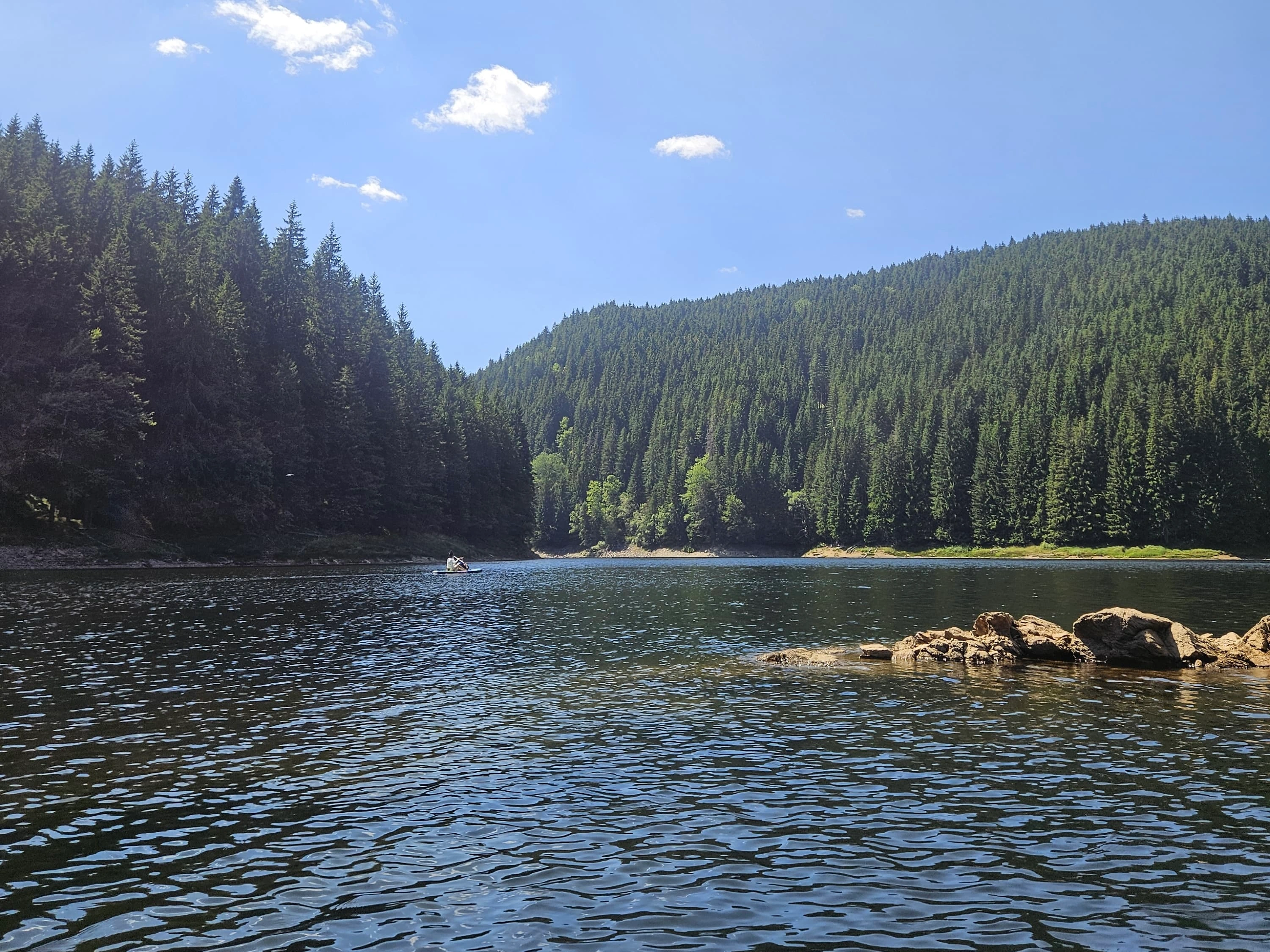 Cele mai frumoase lacuri pentru SUP în jurul Sibiului